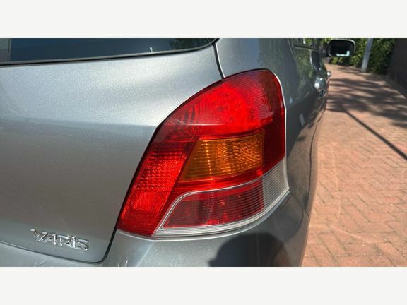 Toyota Yaris Hatchback Red #19