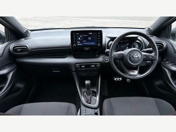 Toyota Yaris Gr Sport White #6