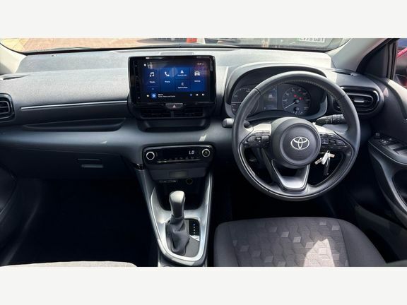 Toyota Yaris Icon LV24OXP #6