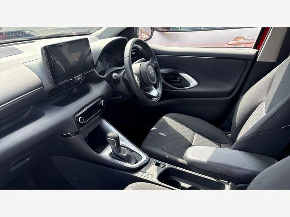 Toyota Yaris Icon LV24OXP #5