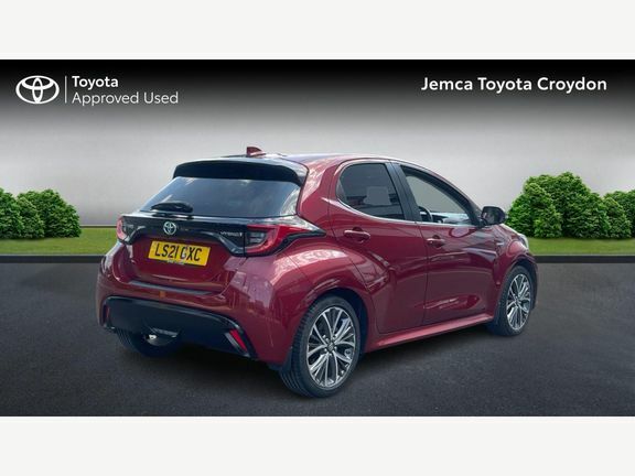 Toyota Yaris Yaris Excel 1.5 Hybrid Red #2
