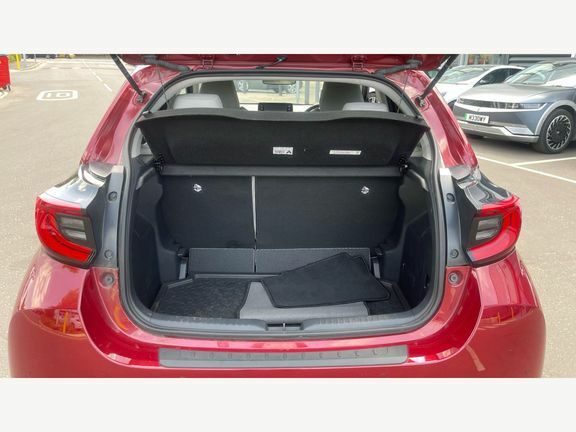 Toyota Yaris Dynamic Blue #12