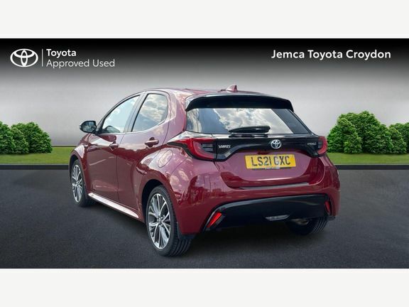 Toyota Yaris Yaris Excel 1.5 Hybrid Red #4