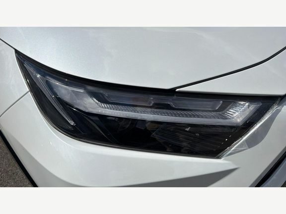 Toyota Rav 4 Design White #20