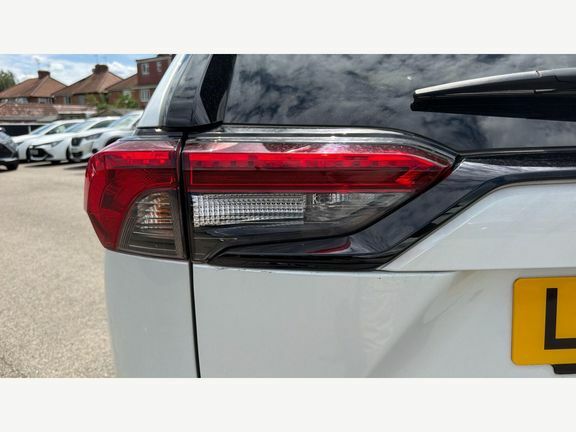 Toyota Rav 4 Design White #21