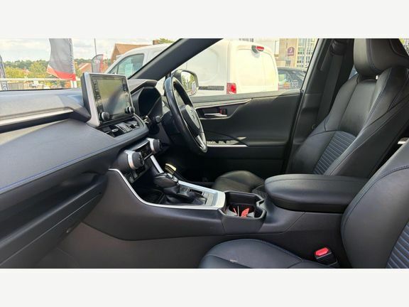 Toyota Rav 4 Dynamic 2.5 Hybrid 2Wd YL71KEK White #5