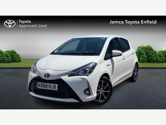 Toyota Yaris Icon Tech 1.5 Hybrid White #3