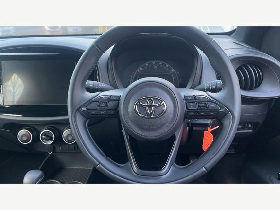 Toyota Aygo X Pure Automatic Black #6