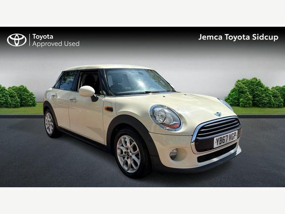 Mini Hatch 1.5 Cooper D Steptronic Euro 6 Ss White