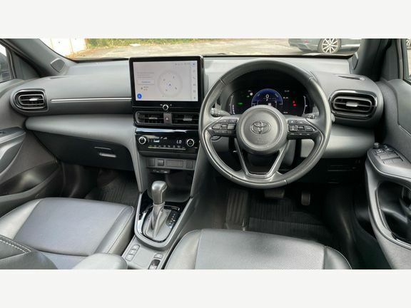 Toyota Yaris Cross Design Fwd Safety Pack GU74ENR White #6