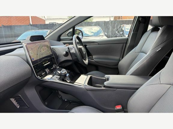 Toyota bZ4X 71.4Kwh Vision Awd 11Kw Obc Black #5