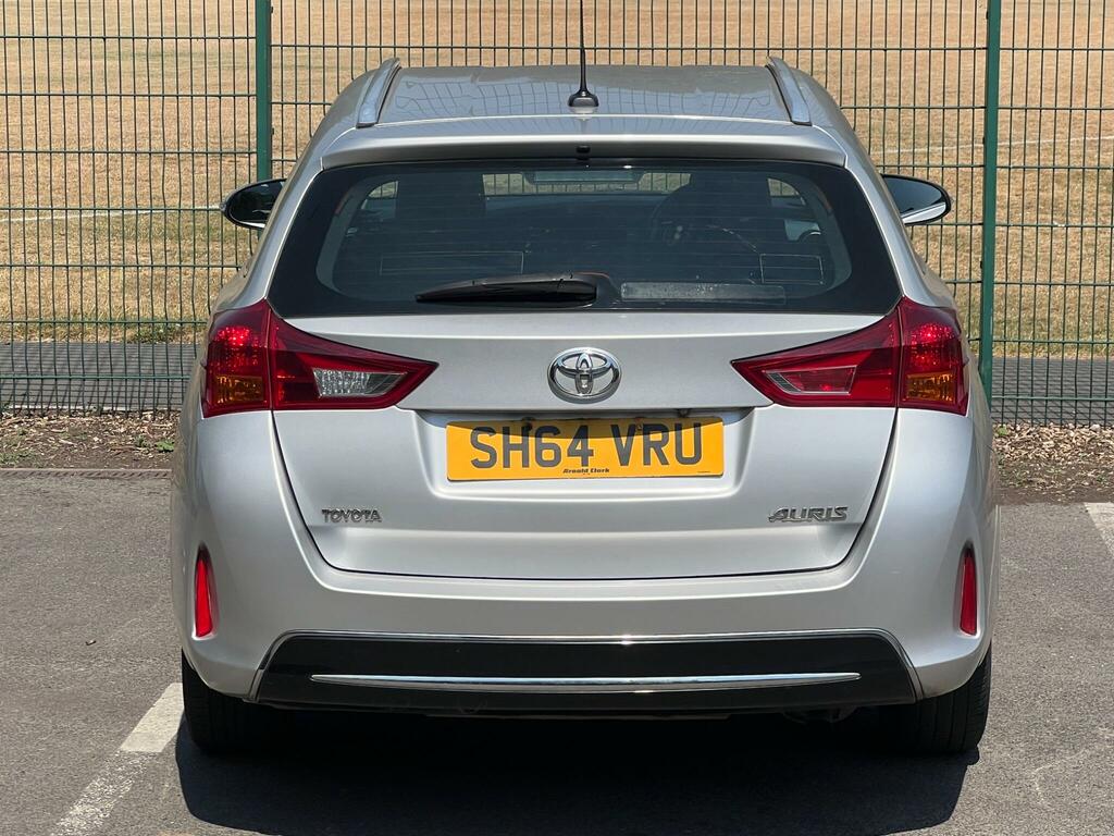 Toyota Auris Petrol Silver #6