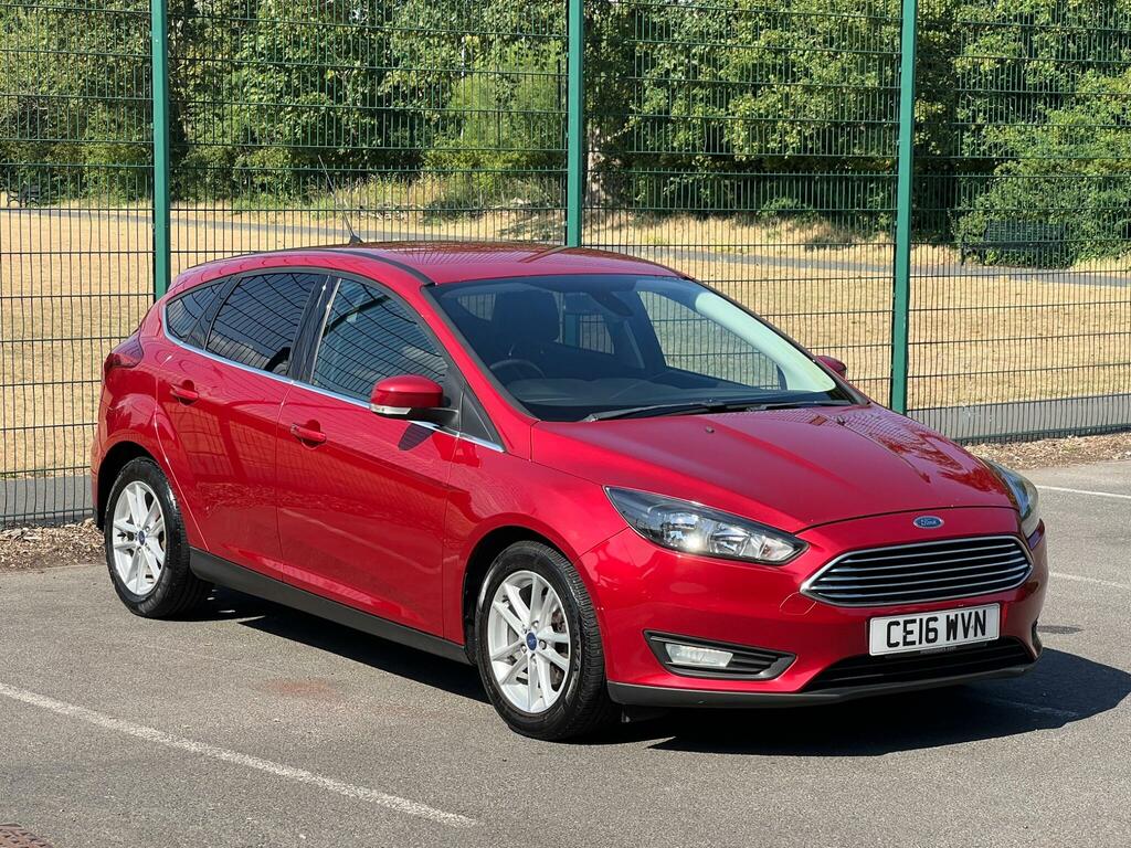 Ford Focus Petrol Red