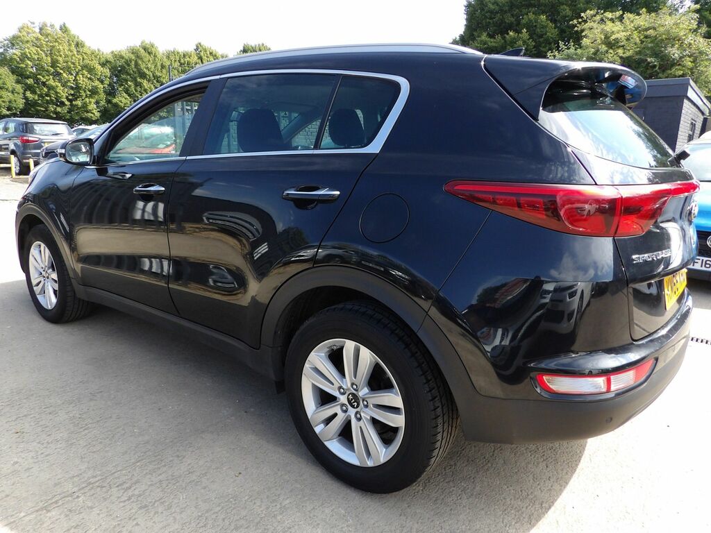 Kia Sportage 1.7 Crdi 2 Suv Euro 6 S S 114 Black #4