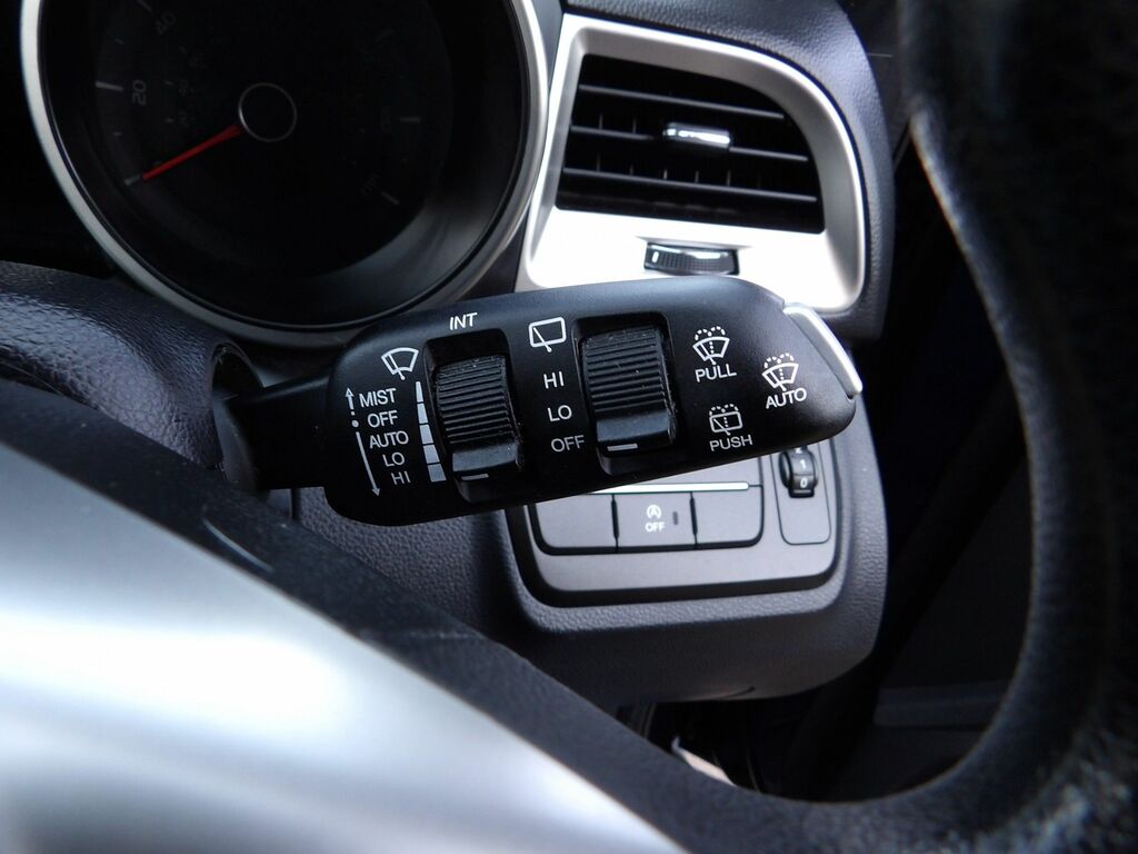 SsangYong Tivoli Suv White #22
