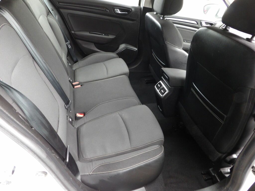 Renault Megane Megane Iconic Tce Silver #9