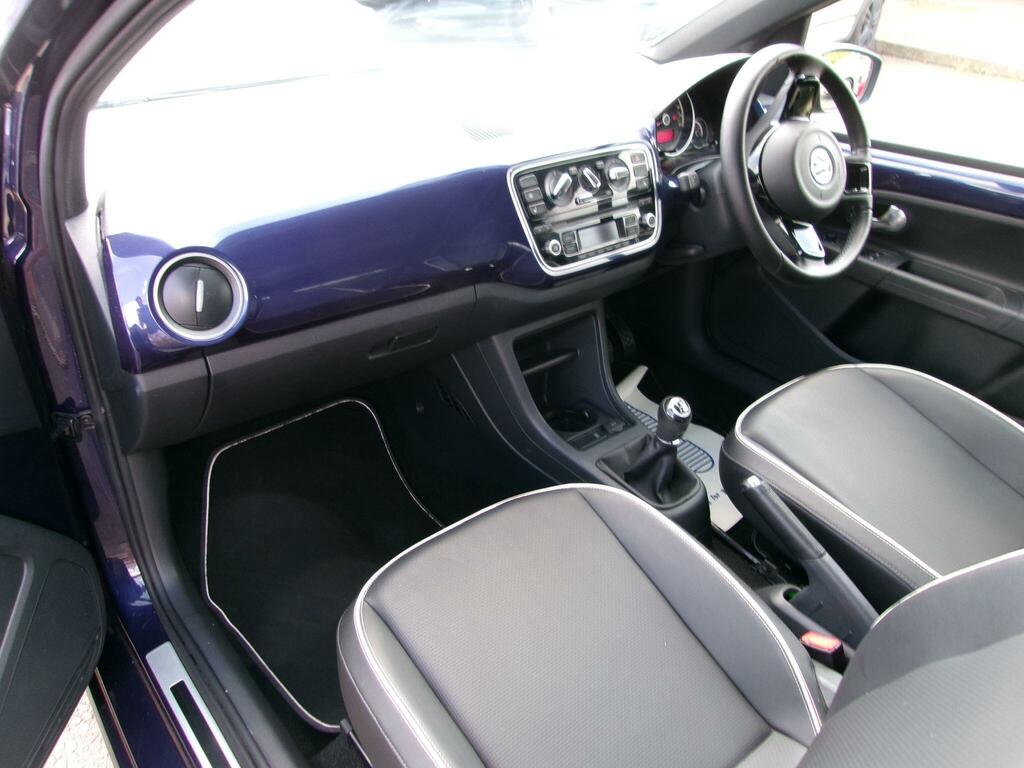Volkswagen Up Street Up 20 Taxeuro Black #11