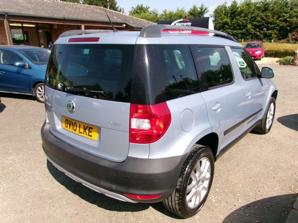 Skoda Yeti Elegance Blue #8
