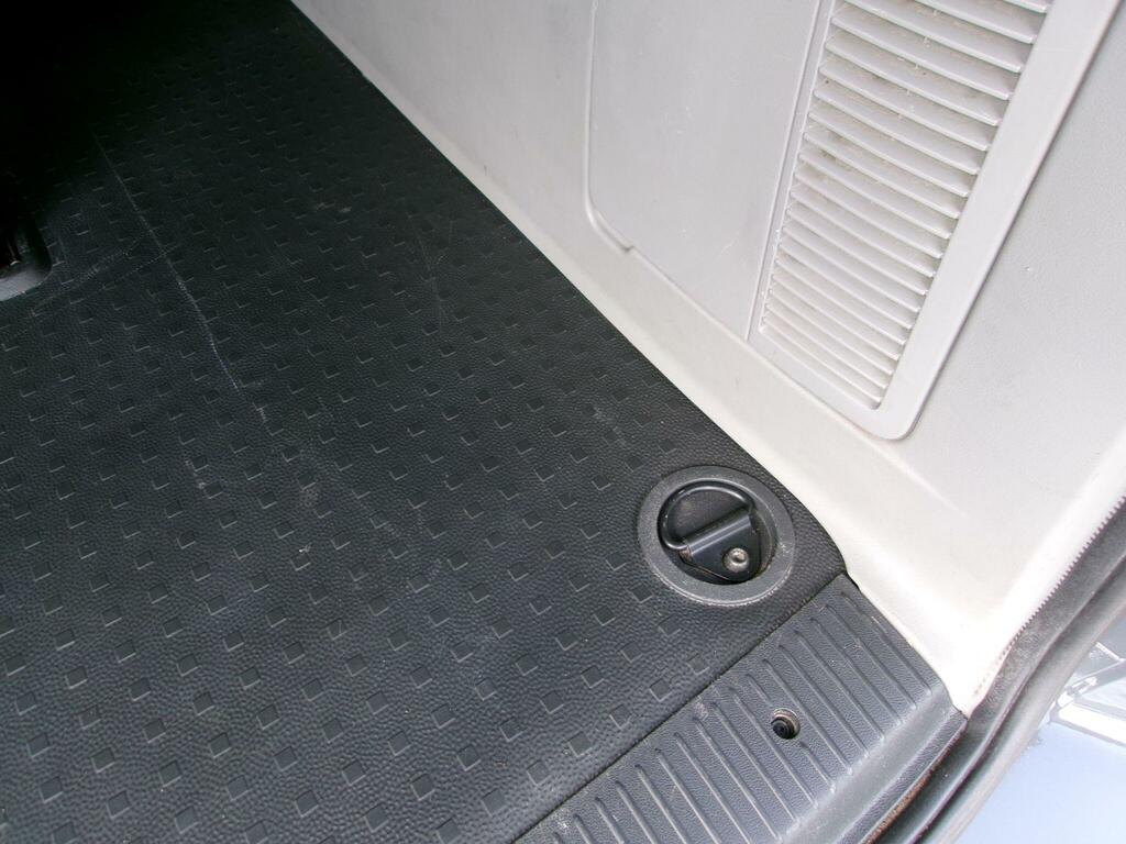 Volkswagen Transporter Shuttle T30 2.0 Grey #46
