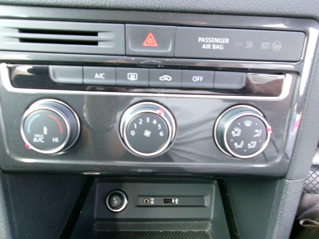 Volkswagen Golf SV Se Nav Red #15
