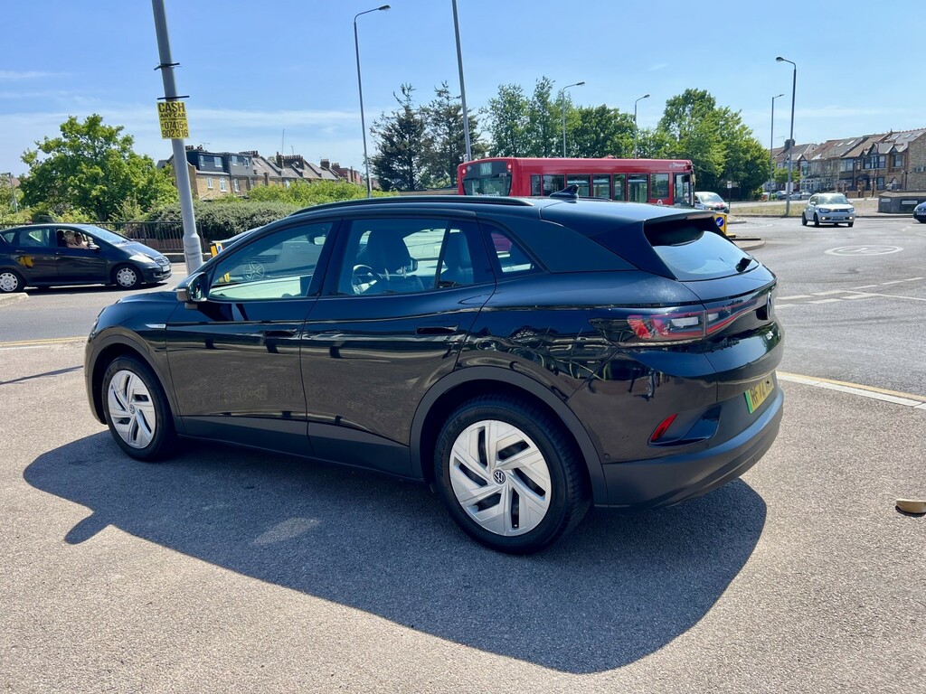 Volkswagen ID.4 Suv White #12