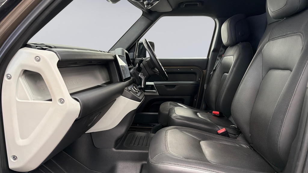 Land Rover Defender D300 Hard Top X-dynamic Hse  #3