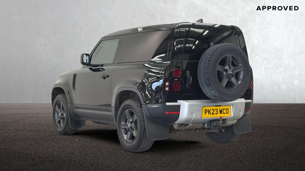 Land Rover Defender D250 Hard Top Standard Black #2
