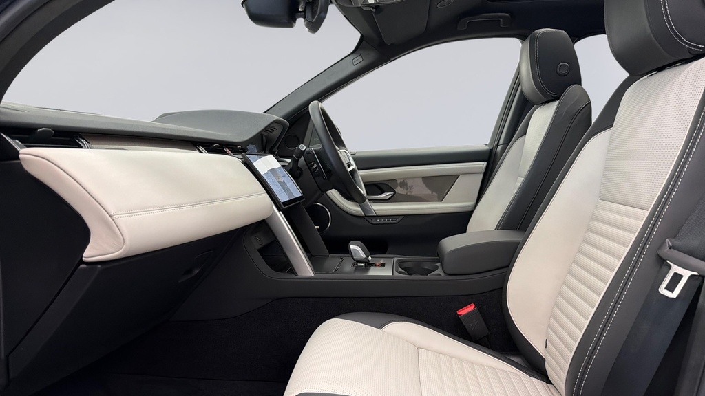 Land Rover Discovery Sport D200 Metropolitan PK26KFY Blue #3