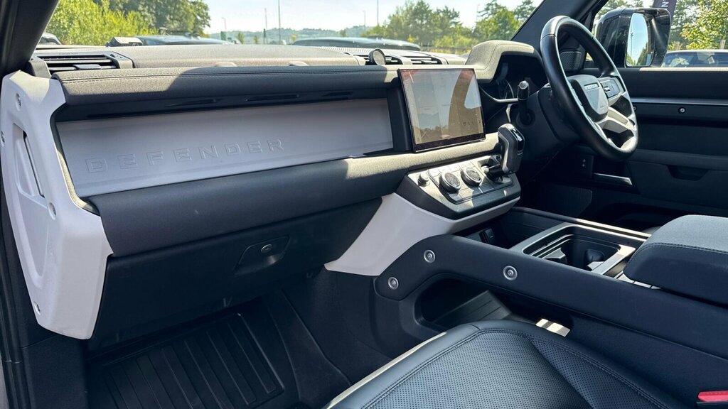 Land Rover Defender  Black #15