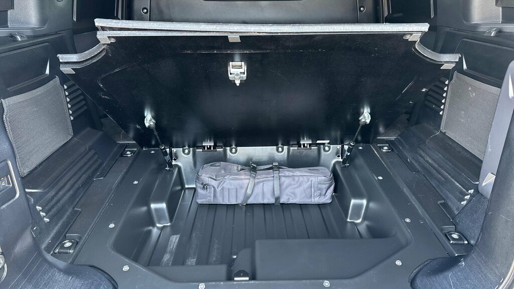 Land Rover Defender  Black #43