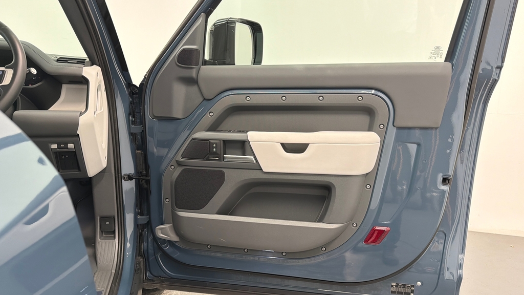 Land Rover Defender D350 Mhev X-dynamic Hse Brown #38