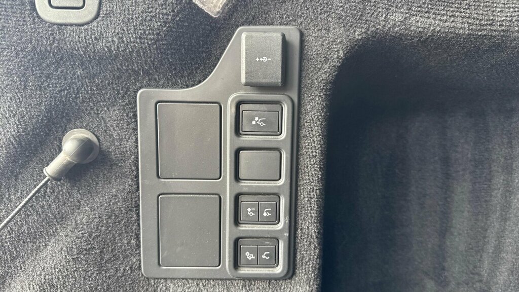Land Rover Discovery 3.0 D300 R-dynamic Hse Black #28