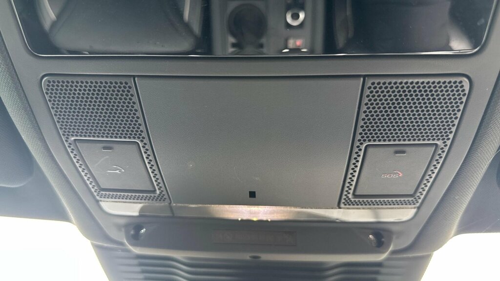 Land Rover Discovery 3.0 D300 R-dynamic Hse Black #44