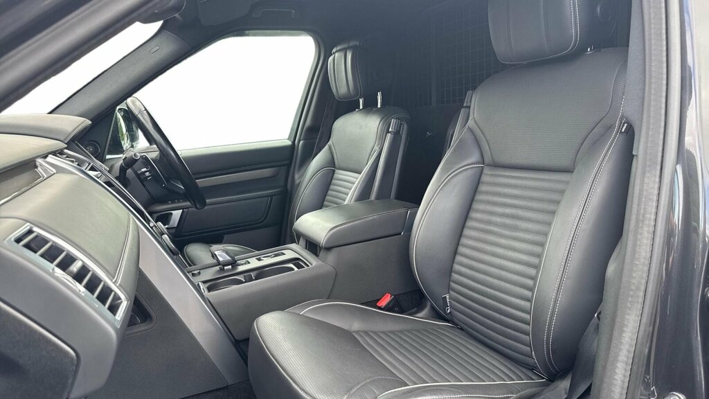 Land Rover Discovery 3.0 D300 R-dynamic Hse Black #10
