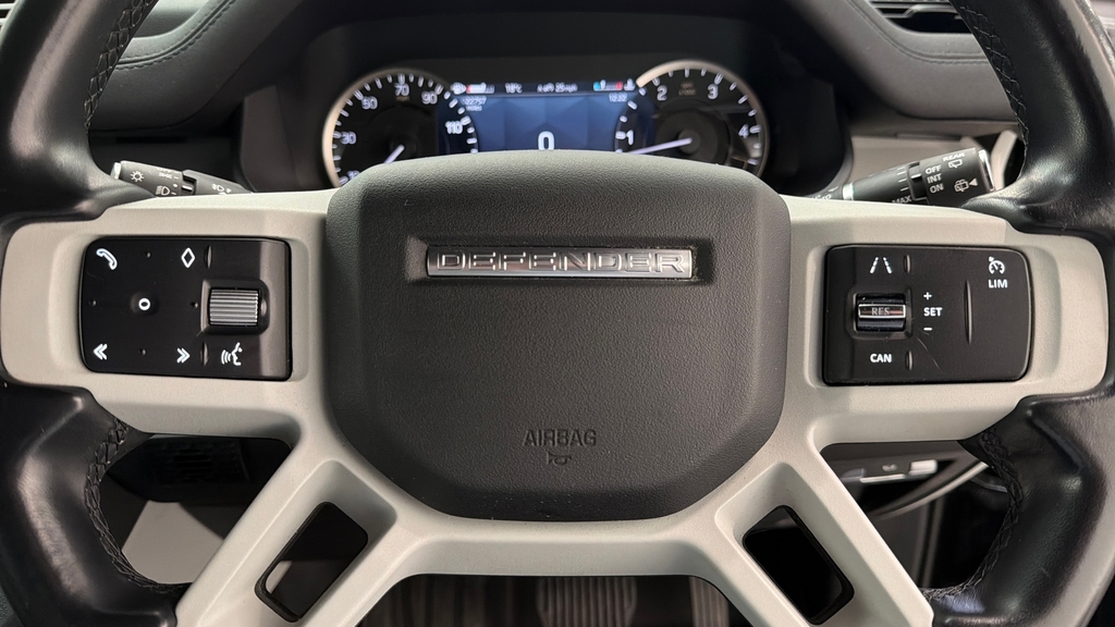 Land Rover Defender 3.0 D300 X-dynamic S 7-Seat Black #26