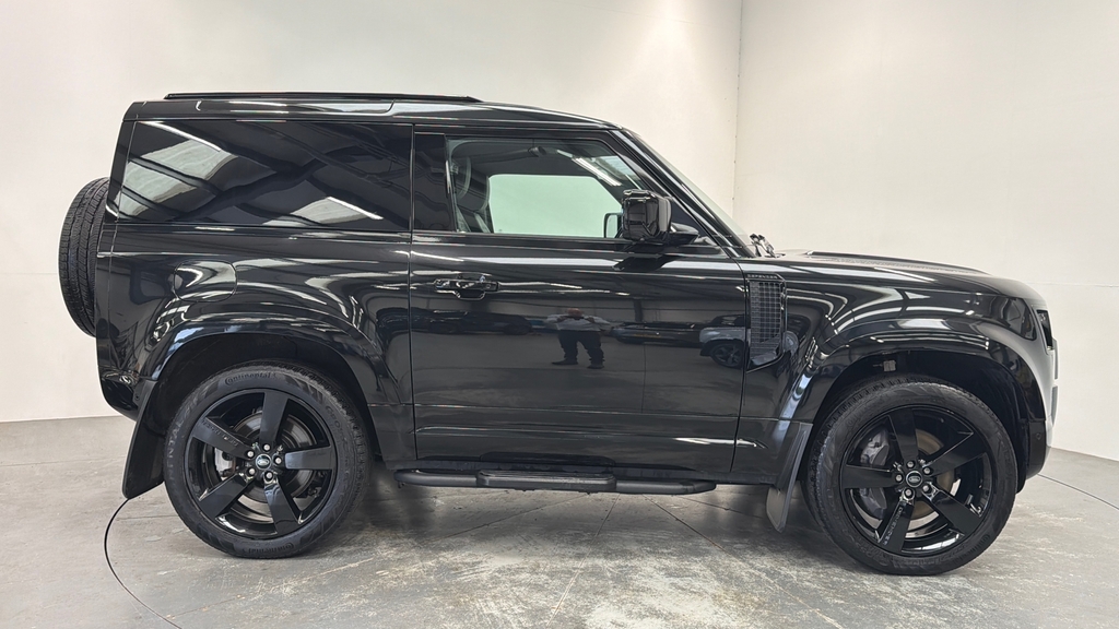 Land Rover Defender 3.0 D300 X-dynamic S 7-Seat Black #43
