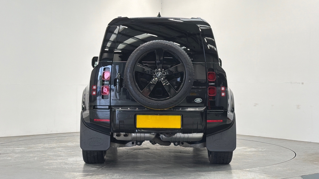 Land Rover Defender 3.0 D300 X-dynamic S 7-Seat Black #47