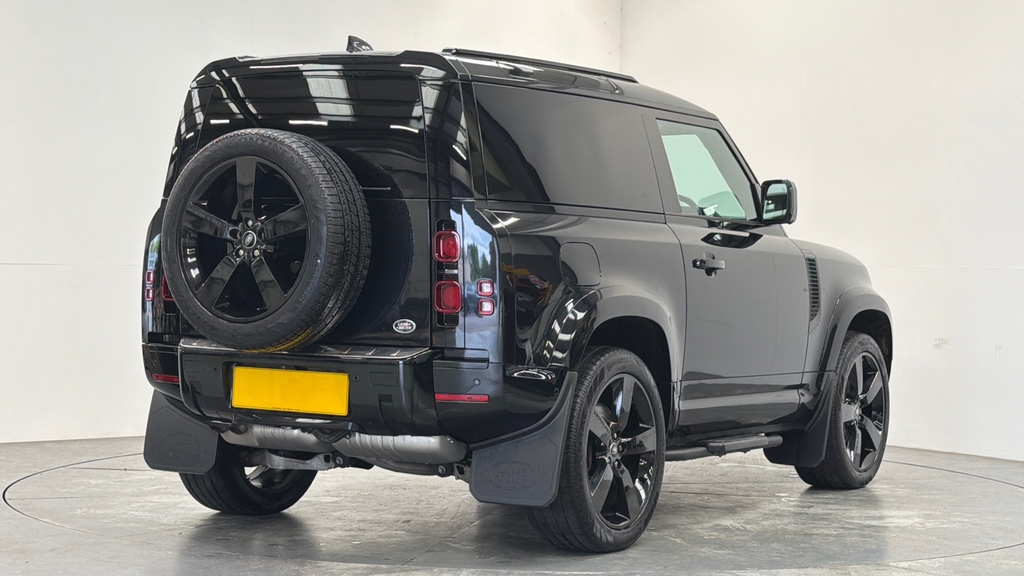 Land Rover Defender 3.0 D300 X-dynamic S 7-Seat Black #46
