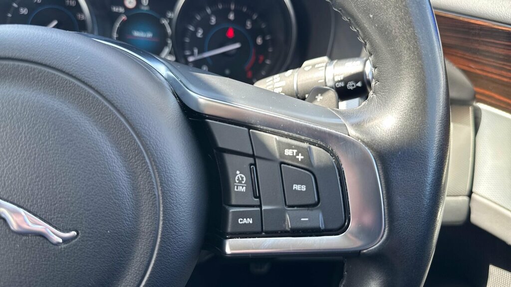 Jaguar XF Sport Black #28