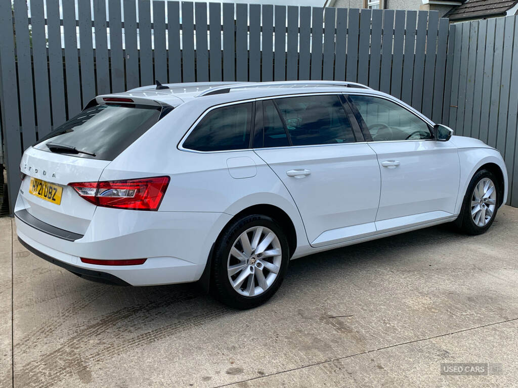 Skoda Superb 2.0 Tdi Cr 122 Se Technology Dsg White #6
