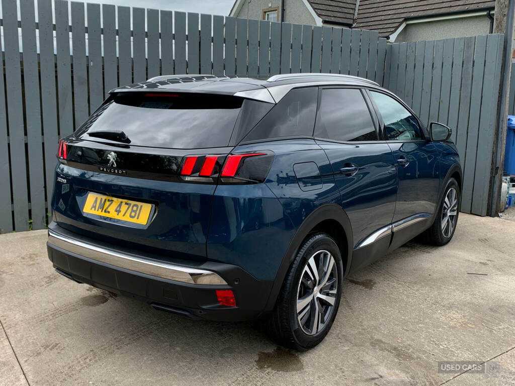 Peugeot 3008 1.5 Bluehdi Allure Premium Eat8 Blue #5