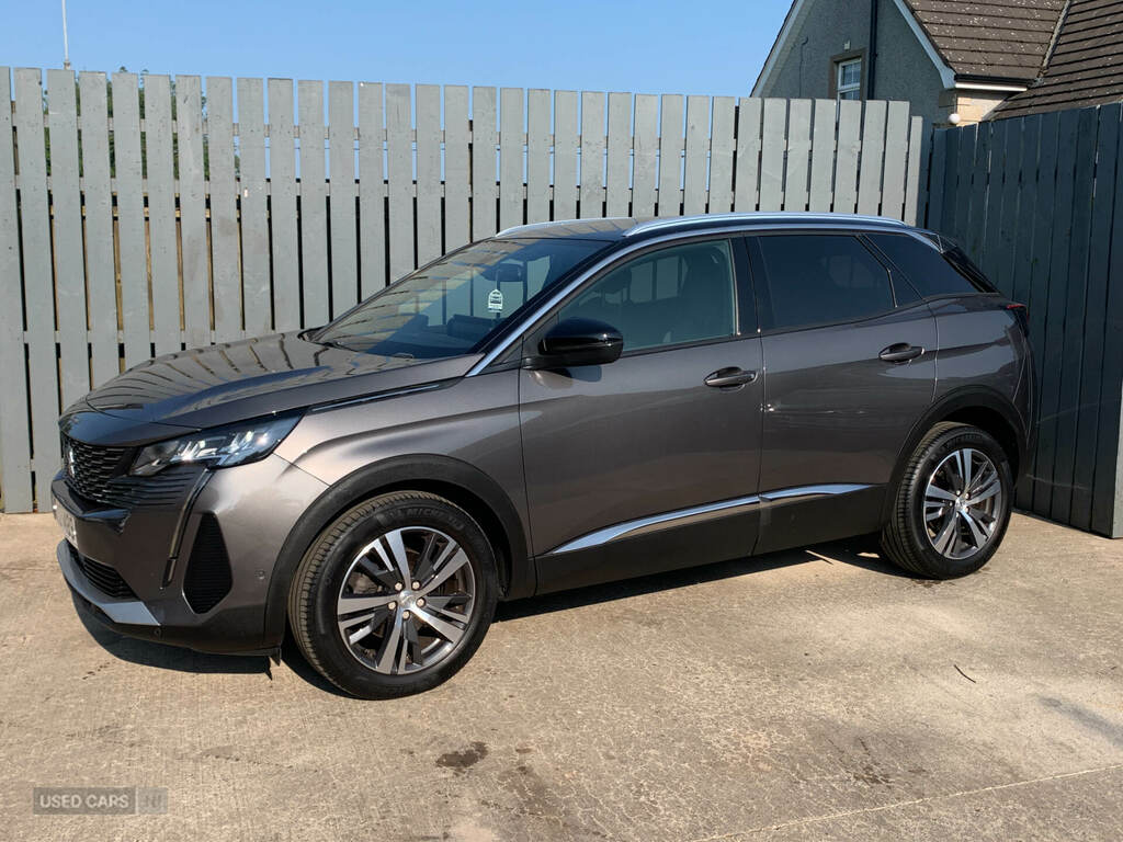 Peugeot 3008 1.5 Bluehdi Allure Premium Eat8 Grey #3