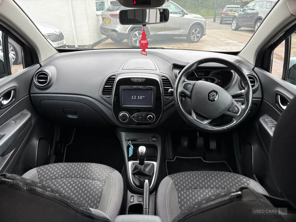 Renault Captur 1.5 Dci 90 Dynamique S Nav Silver #2