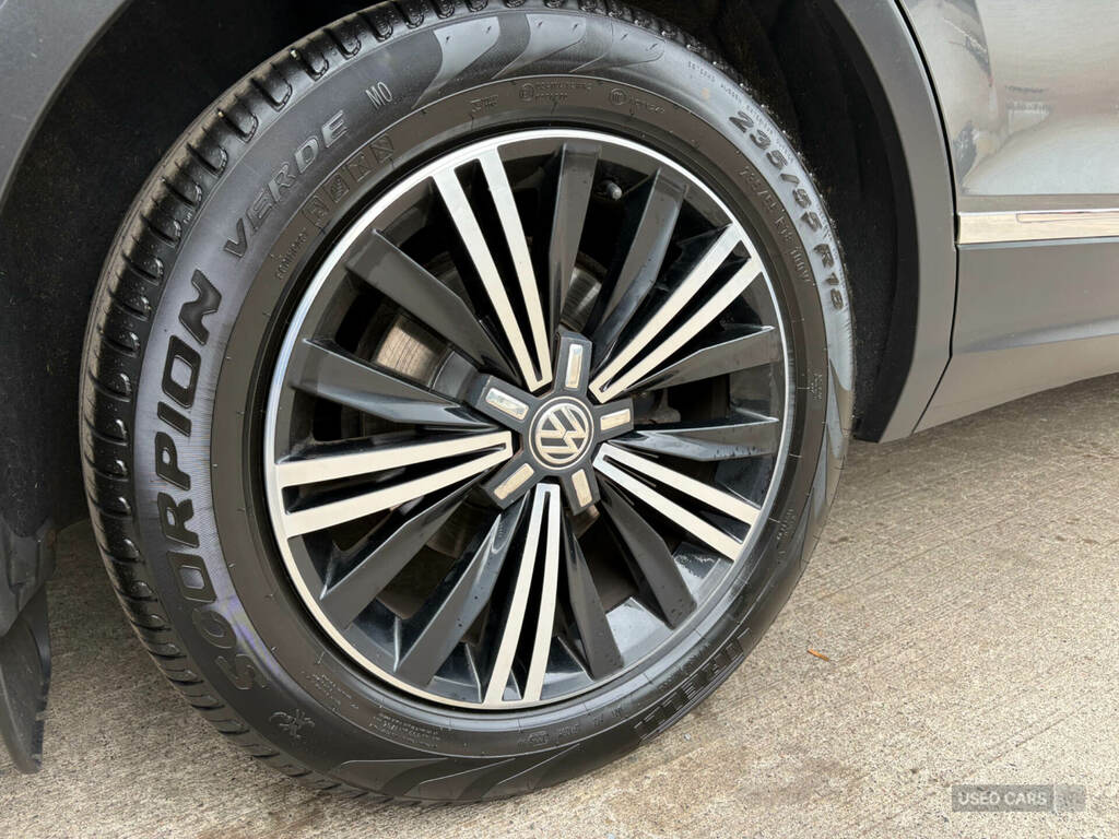 Volkswagen Tiguan 2.0 Tdi 150 Se Nav Grey #6