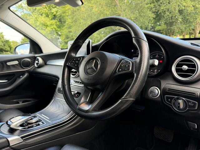 Mercedes-Benz GLC Class 2.1 Glc220d Sport Suv G-tronic 4Matic E Black #2