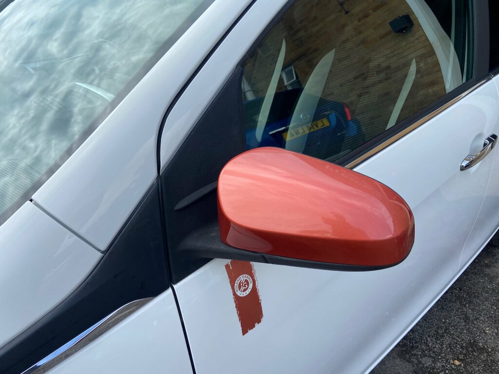 Peugeot 108 1.2 Puretech Roland Garros Top E White #4