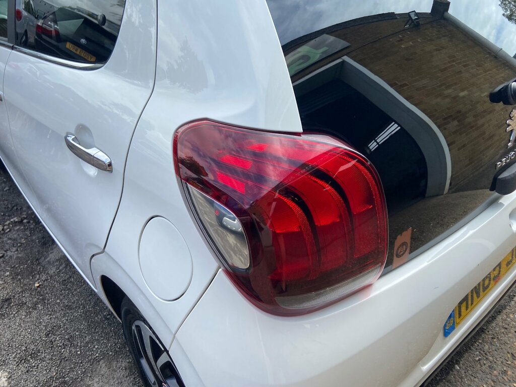 Peugeot 108 Puretech Allure Euro 6 #8