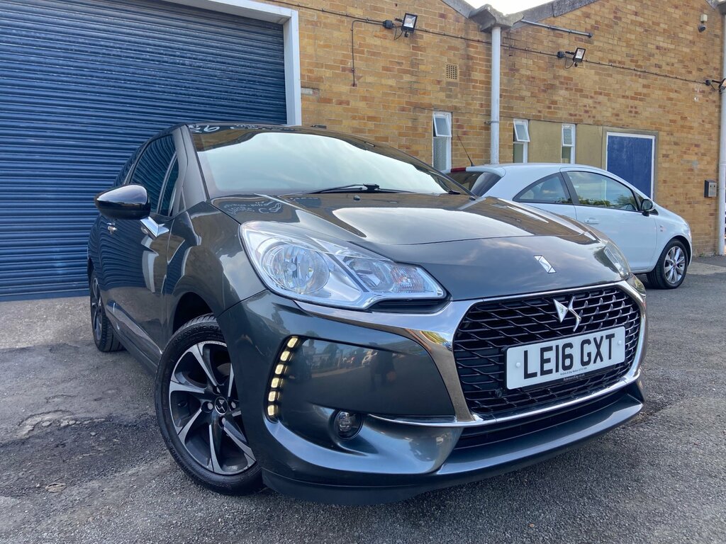 DS DS 3 1.2 Puretech Elegance Hatchback Grey