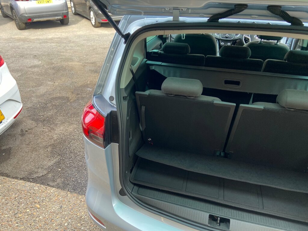 Vauxhall Zafira Tourer Tech Line Cdti White #27