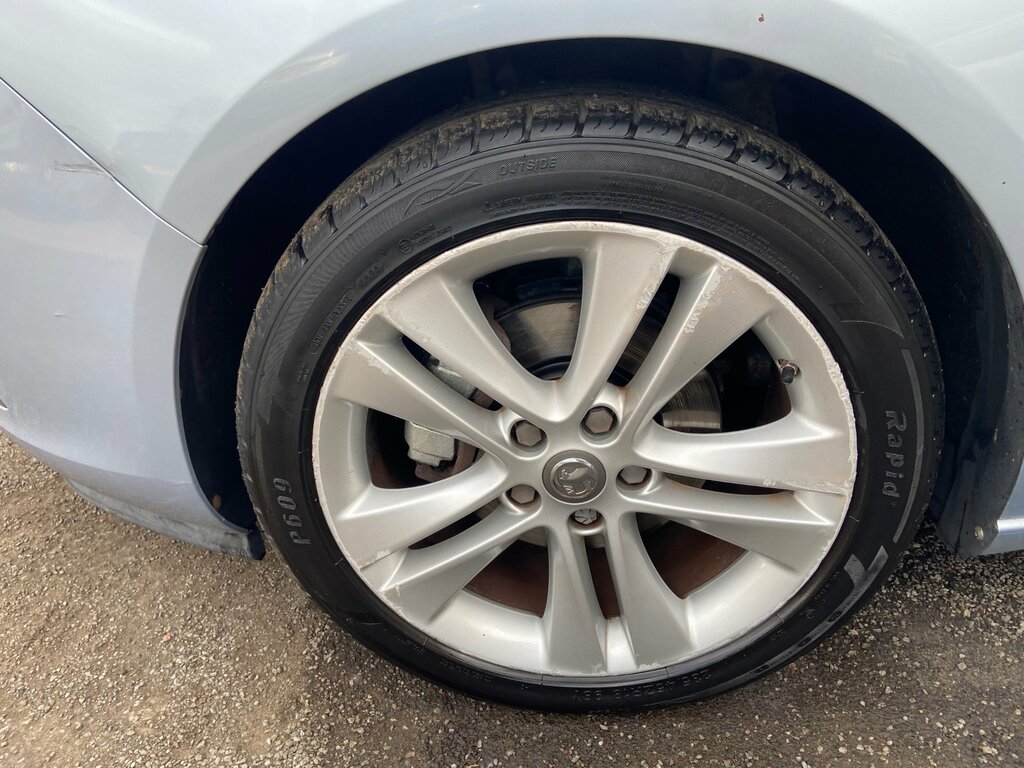 Vauxhall Zafira Tourer Tech Line Cdti White #17
